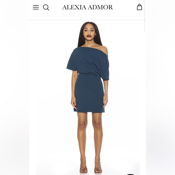 Alexia Admor Dresses & Skirts - Alexia Ardmore Suri Mini Dress in Lapis. Size Medium. New With Tags.